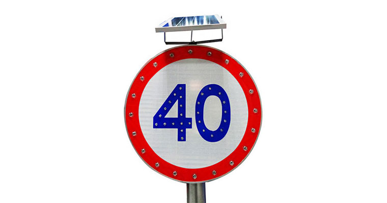 定制交通太阳能标志牌哪家强?湘旭交安制作工艺好